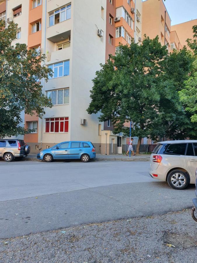בלאגובגראד 2 Bedroom Apartment City מראה חיצוני תמונה
